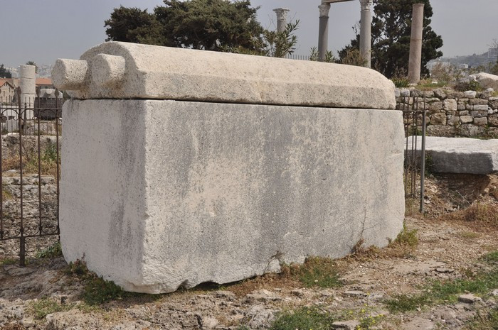 Byblos, Royal Tombs, Sarcophagus