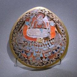 Byblos, Royal Tomb II (Ip-Chemou-Abi), Pectoral