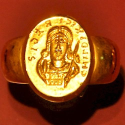 Tournai, Treasure of Childeric, Ring (copy)
