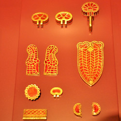 Tournai, Treasure of Childeric, Jewelry (copy)