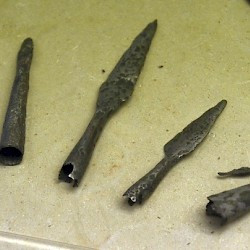 Villevenard, Frankish arrowheads