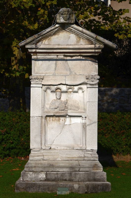 Šempeter, Mausoleum of Secundinus