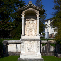 Šempeter, Mausoleum of Ennius