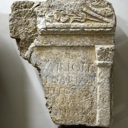 Emona, Tombstone of Varius of XV Apollinaris