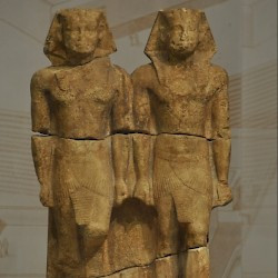 Double statue of King Neuserre