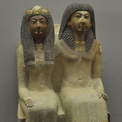 Statue of Neje and Mut-Nofret