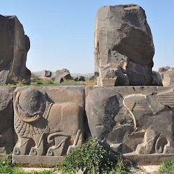 Ain Dara, Orthostats of two lions an a sphinx