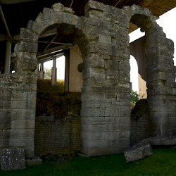 Andesina, Amphitheater, Outside, Arches