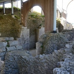 Andesina, Amphitheater, West Entrance