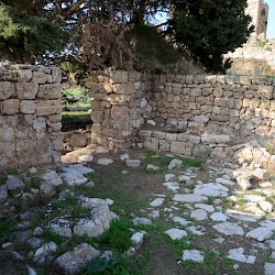 Byblos, L-shaped temple, Artisans' quarter