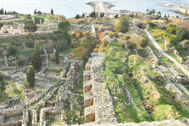 Byblos, Archaic wall, buttressed wall, Hyksos glacis