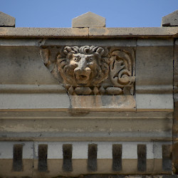 Garni, Roman-style monument, Sima