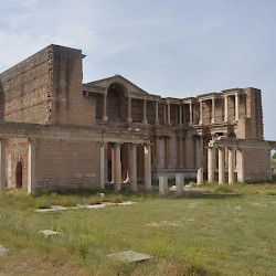 Sardes, Gymnasium