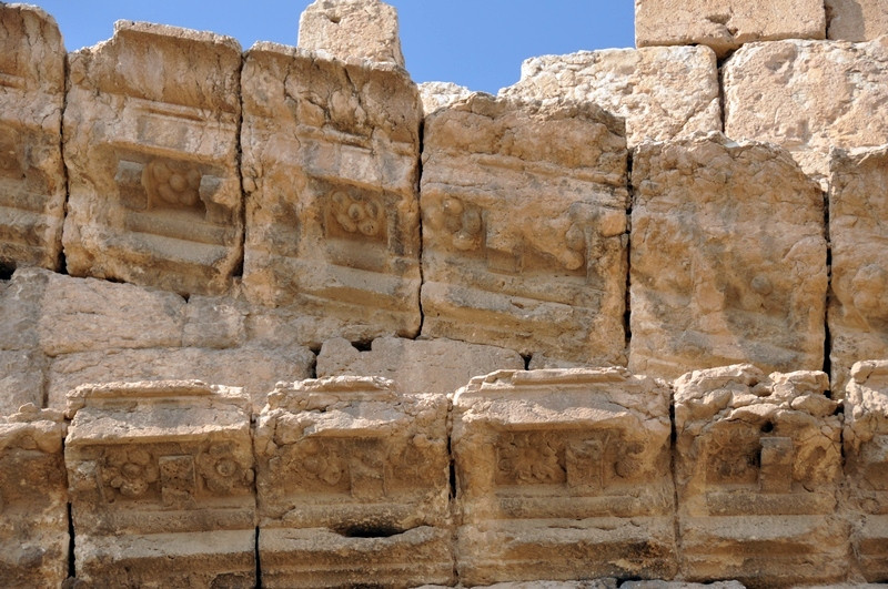 Thelsae, Sanctuary, East facade