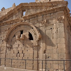 Thelsae, Sanctuary, East facade