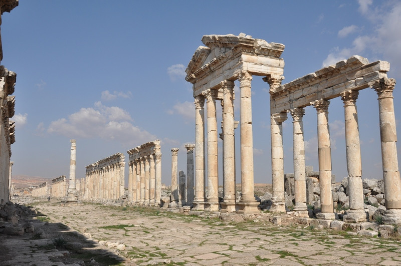 Apamea, Colonnaded Street
