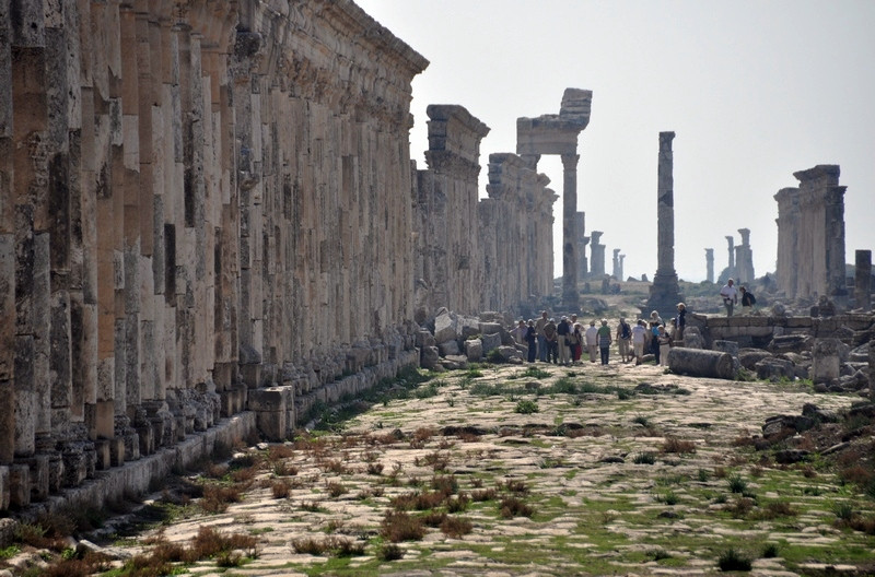 Apamea, Colonnaded Street
