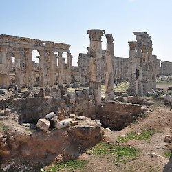 Apamea, Colonnaded Street