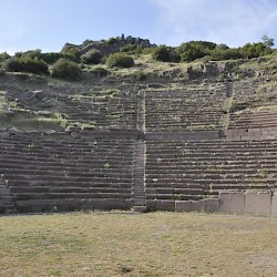 Assos, Theater