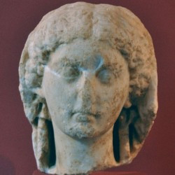 Nysa, Portait of a woman