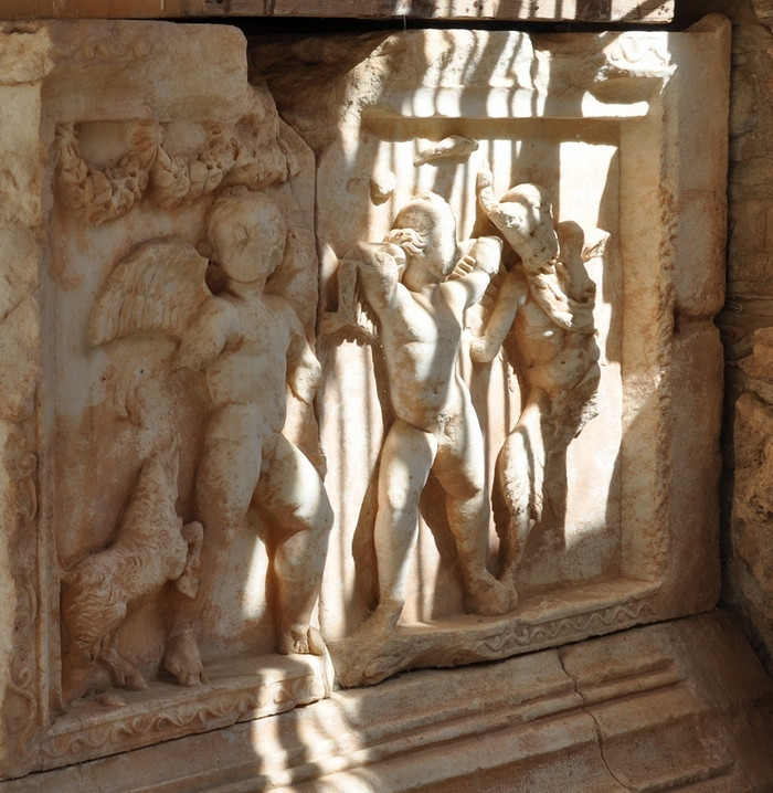 Nysa, Theater, Stage decoration