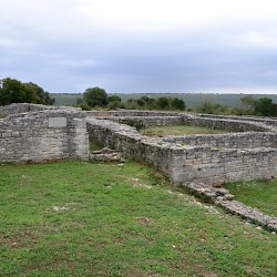 Nesactium, Capitol