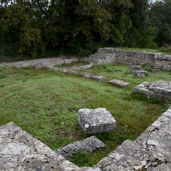 Nesactium, Baths