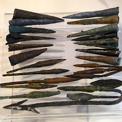 Kouklia, Marchellos, Spearheads