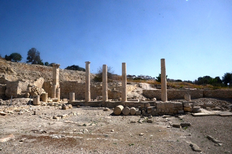 Amathus, Agora, East colonade