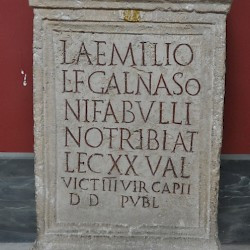 Otriculum, Honorific inscription for a former officer of XX Valeria Victrix