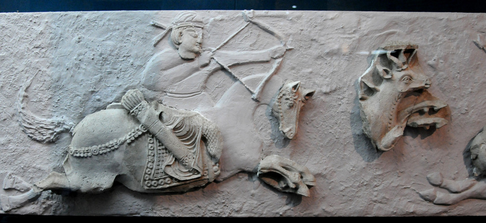 Varahsha, Relief of a hunter on horseback chasing deer