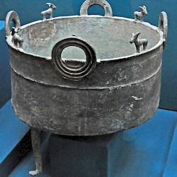 Fergana Valley, Bronze cauldron
