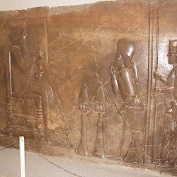Persepolis, Apadana, Northern Stairs, Central Relief