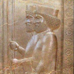 Persepolis, Apadana, Northern Stairs, Central Relief, Guards