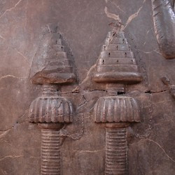 Persepolis, Apadana, Northern Stairs, Central Relief, Incense burners