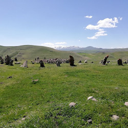 Karahunj, Iron Age tumulus with stone circle