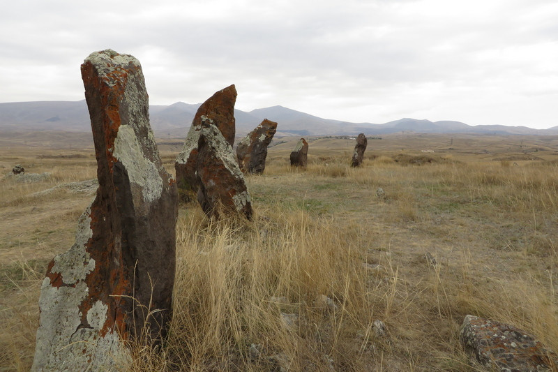 Karahunj, Northern line of stones
