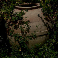 Artaxata, Storage jar