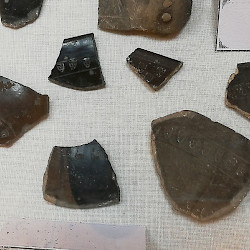 Tigranocerta, Sherds of Black Pottery