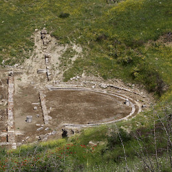 Phoenice, Theater