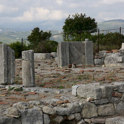 Byllis, Basilica A, Parapet