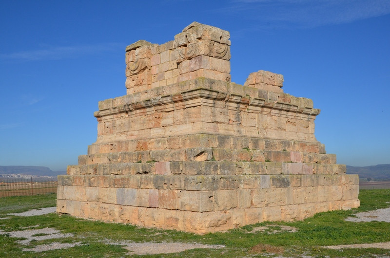 Soumaa d'el Khroub, Mausoleum of a Numidian king (Micipsa?)