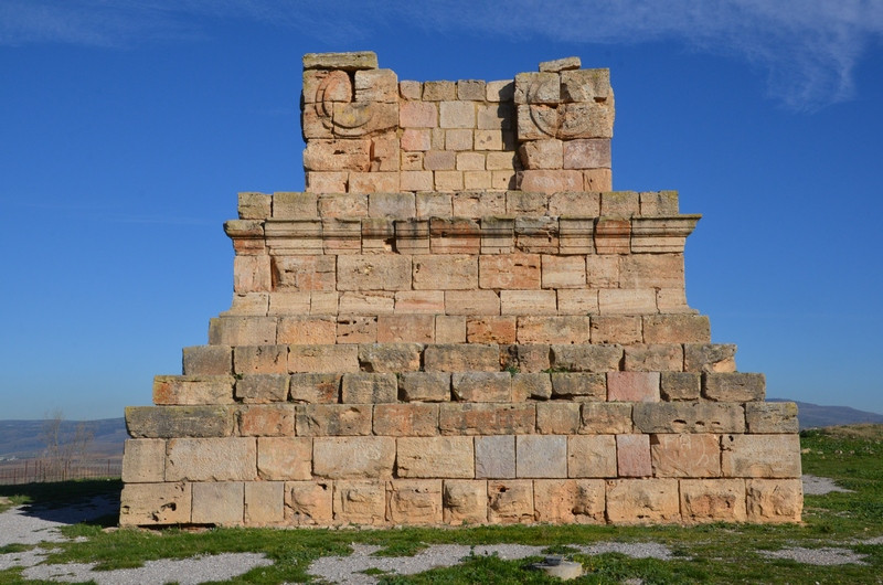 Soumaa d'el Khroub, Mausoleum of a Numidian king (Micipsa?)