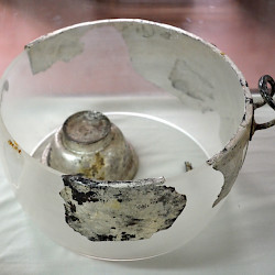 Soumaa d'el Khroub, Glass bowl