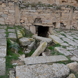Madauros, Street with sewer