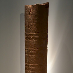 Dedan, Temple, Column-shaped incense burner