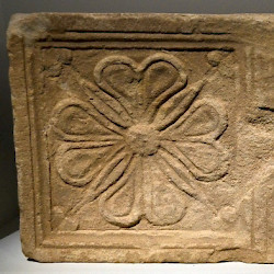 Hegra, Decoration of a tomb