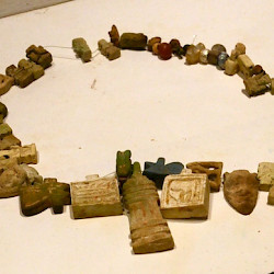 Kerkouane, Necklace