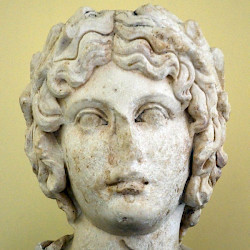 Hadrumetum, Head of a genius
