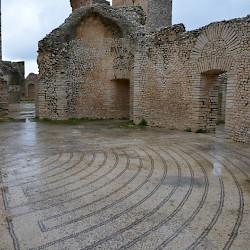 Mactaris, Baths, Mosaic of a labyrinth